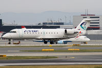 S5-AAE @ LOWW - Shortly before toching down on rwy 16