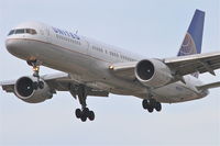 N566UA @ KORD - United Airlines Boeing 757-222, UAL540 arriving from KSFO, RWY 28 approach KORD. - by Mark Kalfas