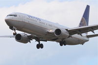 N75410 @ KORD - United Airlines Boeing 737-924, UAL1083 arriving from KIAH, RWY 28 approach KORD. - by Mark Kalfas