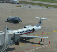 N669MB @ KDFW - Dallas - by Ronald Barker
