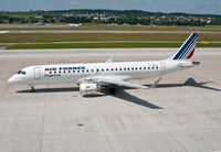 F-HBLC @ LSZH - taxi to the gate