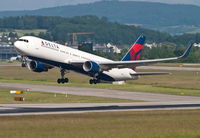 N176DN @ LSZH - Take off rwy 16