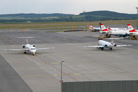 OE-LVC @ VIE - Austrian arrows