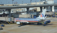 N956AN @ KDFW - Dallas - by Ronald Barker