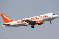 G-EZNC @ LFPG - EasyJet