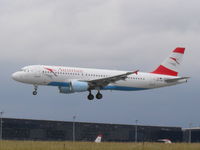 OE-LBN @ LOWW - Austrian A320-214 Osttirol