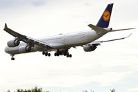 D-AIHU photo, click to enlarge