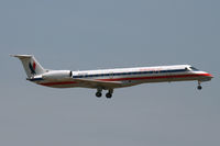 N695AE @ DFW - American Eagle landing at DFW Airport