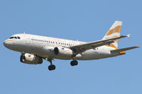 G-DBCB @ LOWW - British - by Wolfgang Kronfuss