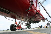 N1168U @ KRAL - Belly shot - by Nick Taylor
