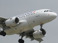 F-GUGC @ LFBD - landing 23 - by Jean Goubet-FRENCHSKY