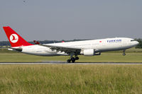 TC-JNG @ LOWW - Rwy 34