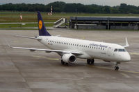 D-AEBO @ EDDV - At Hanover - by Micha Lueck