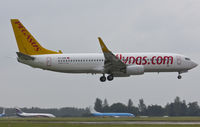 TC-AAR @ EGSH - Arriving at a dull EGSH.