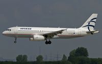 SX-DVW @ EDDL - on final RW23L - by Friedrich Becker