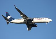 EI-DRA @ MCO - Aeromexico 737 - by Florida Metal