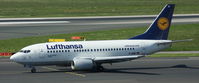 D-ABIU @ EDDL - Lufthansa, is taxiing to the rwy05R at Düsseldorf Int´l (EDDL) - by A. Gendorf