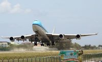 PH-BFH @ TNCM - PH-BFH - by Daniel Jef