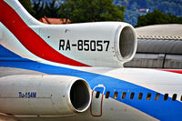 RA-85057 @ LOWG - Engine details.