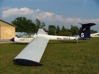 HA-5013 @ LHDK - Dunakeszi - by Ferenc Kolos