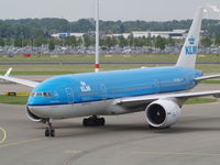 PH-BQL @ EHAM - AMS - by Ferenc Kolos