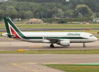 EI-DSH @ EHAM - Taxi to his gate on Schiphol Airport - by Willem Göebel