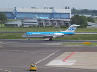 PH-WXC @ EHAM - AMS - by Ferenc Kolos