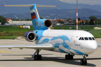 RA-42365 @ LOWG - .....