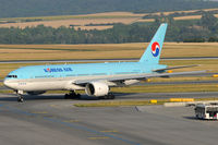HL7750 @ VIE - Korean Air - by Chris Jilli