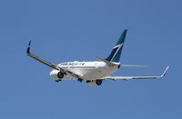 C-FIWJ @ KSNA - Boeing 737-700