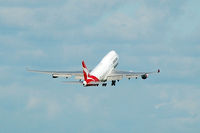 VH-OEI @ YSSY - At Sydney - by Micha Lueck