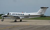 N385H @ KAXN - Hawker Beechcraft B300 Super King Air on the ramp. - by Kreg Anderson