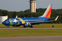 N727SW @ ORF - Southwest Airlines Nevada ONE N727SW (FLT SWA1257) rolling out on RWY 5 after arrival from Nashville Int'l (KBNA).