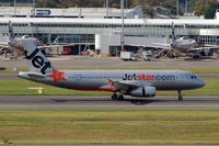 VH-VGD @ YSSY - At Sydney - by Micha Lueck
