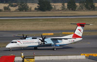 OE-LGD @ LOWW - Austrian Arrows DHC 8 - by Thomas Ranner