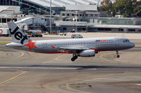 VH-VQT @ YSSY - At Sydney - by Micha Lueck