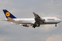 D-ABVE @ FRA - Lufthansa - by Chris Jilli