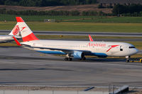 OE-LAW @ VIE - Austrian Airlines - by Chris Jilli