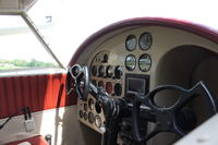N68102 @ 7V3 - Grumman G-44