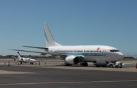 N737KA @ KOAK - Boeing 737-700 - by Mark Pasqualino
