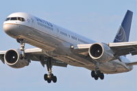 N585UA photo, click to enlarge