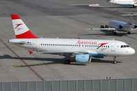 OE-LDC @ VIE - Austrian Airlines