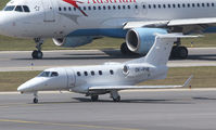 OK-PHE @ LOWW - Embraer 505 Phenom