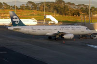 ZK-OJM @ NZAA - At Auckland - by Micha Lueck