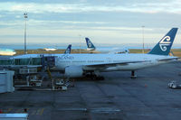 ZK-OKH @ NZAA - At Auckland - by Micha Lueck