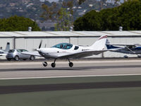N4465F @ KSMO - N4465F arriving on RWY 21 - by Torsten Hoff