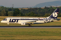 SP-LIL @ VIE - LOT Polish Airlines