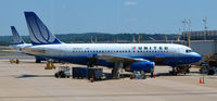 N810UA @ KDCA - DCA, VA - by Ronald Barker