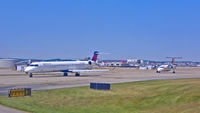 N689CA @ PIT - Taxiing to take off at PIT.