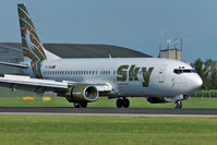 TC-SKM @ LOWL - Sky Airlines Boeing B737-49R landing in LOWL/LNZ